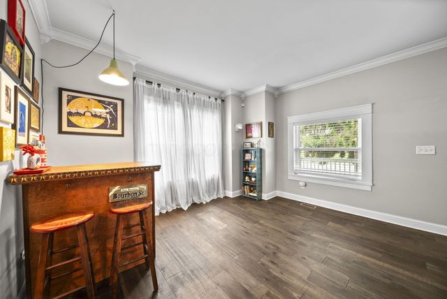 1924 Sullivant Avenue, Columbus, OH 43223