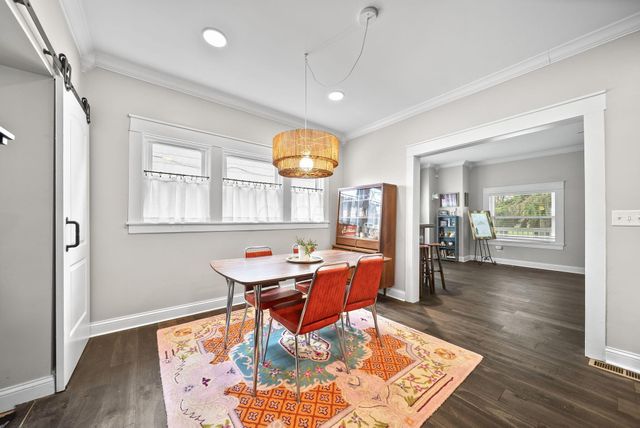 1924 Sullivant Avenue, Columbus, OH 43223