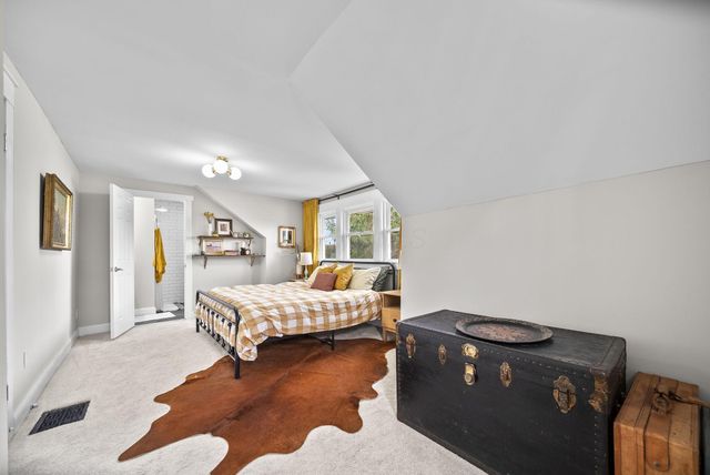 1924 Sullivant Avenue, Columbus, OH 43223