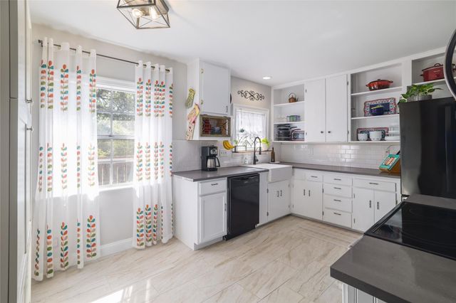 503 S Mustang Ave, Cedar Park, TX 78613