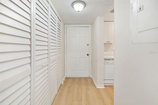 203 47TH AVENUE DRIVE W 167, Bradenton, FL 34207