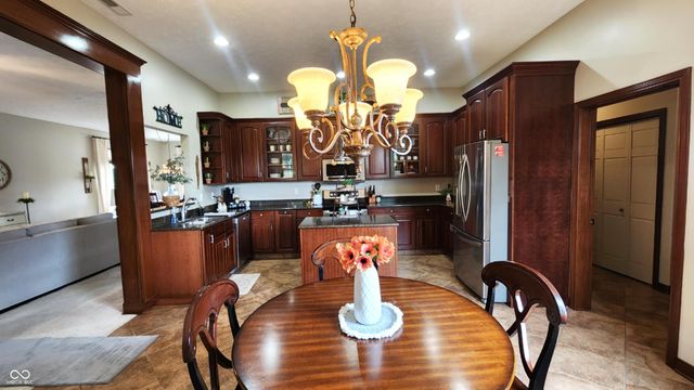 1470 College Parkway, Elwood, IN 46036