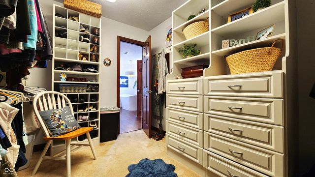 1470 College Parkway, Elwood, IN 46036