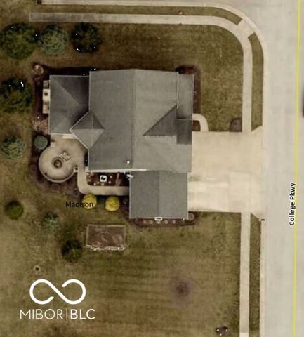 1470 College Parkway, Elwood, IN 46036