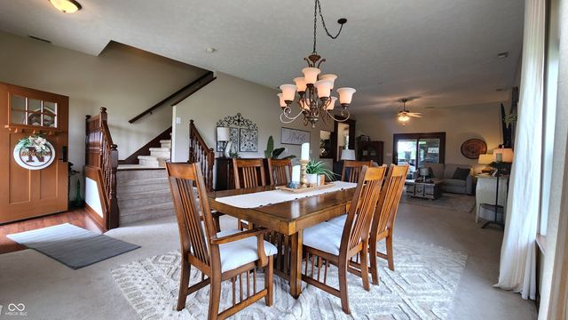 1470 College Parkway, Elwood, IN 46036