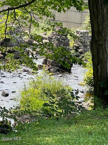 4 Mill Street, Lake Luzerne, NY 12846