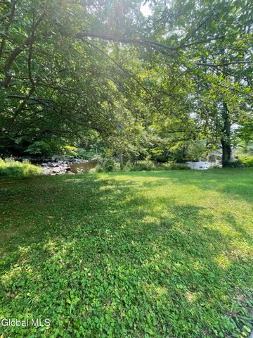 4 Mill Street, Lake Luzerne, NY 12846