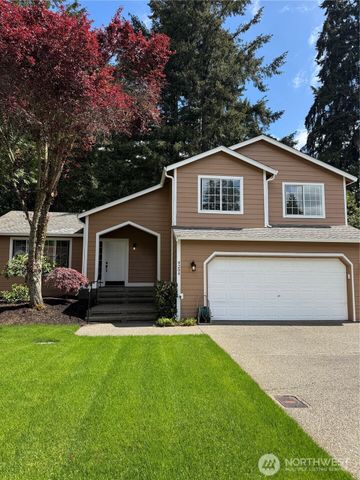 4204 Arbor Court SE, Lacey, WA 98503
