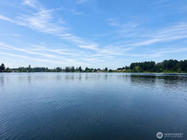 4204 Arbor Court SE, Lacey, WA 98503