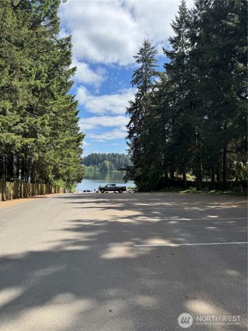 4204 Arbor Court SE, Lacey, WA 98503