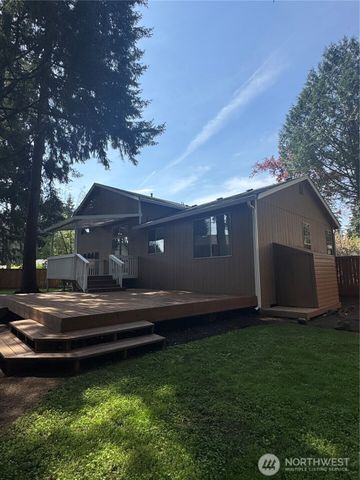 4204 Arbor Court SE, Lacey, WA 98503