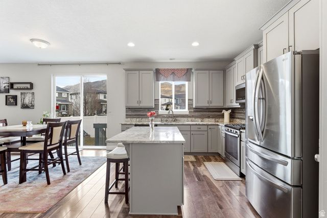 15125 S BATTLE DR, Bluffdale, UT 84065