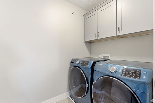 15125 S BATTLE DR, Bluffdale, UT 84065