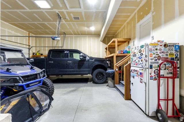 15125 S BATTLE DR, Bluffdale, UT 84065