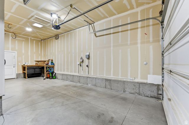 15125 S BATTLE DR, Bluffdale, UT 84065