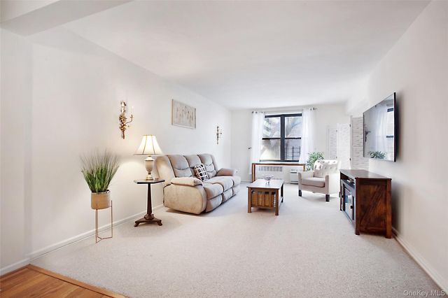 22424 Union Turnpike 2O, Oakland Gardens, NY 11364