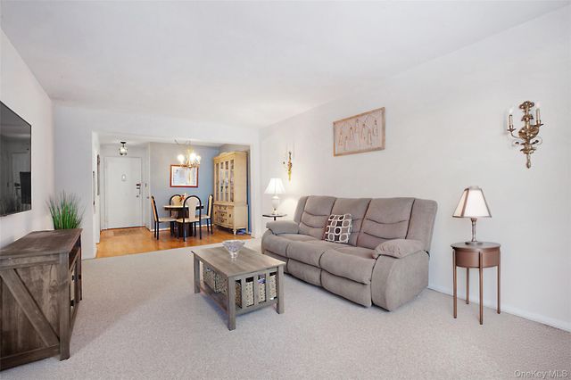 22424 Union Turnpike 2O, Oakland Gardens, NY 11364