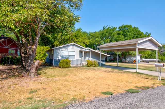 111 Faye Circle, Little Elm, TX 75068