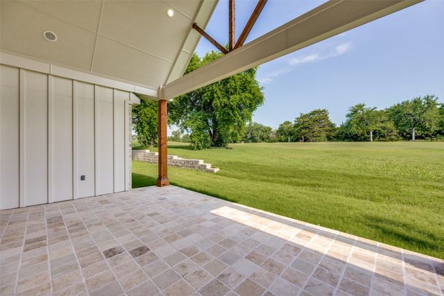 145 Eagle Chase Lane, Pottsboro, TX 75076