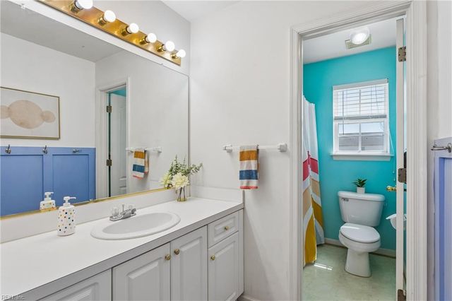 40 Sherry Dell DR, Hampton, VA 23666