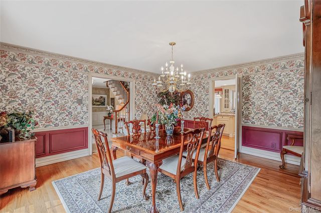 15 Dogwood Hill, Brookville, NY 11545