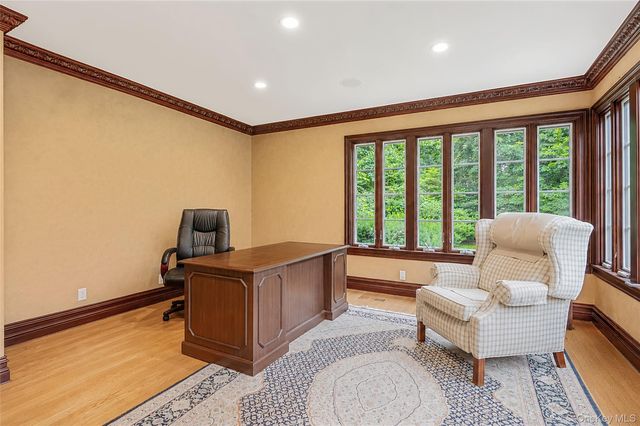 15 Dogwood Hill, Brookville, NY 11545