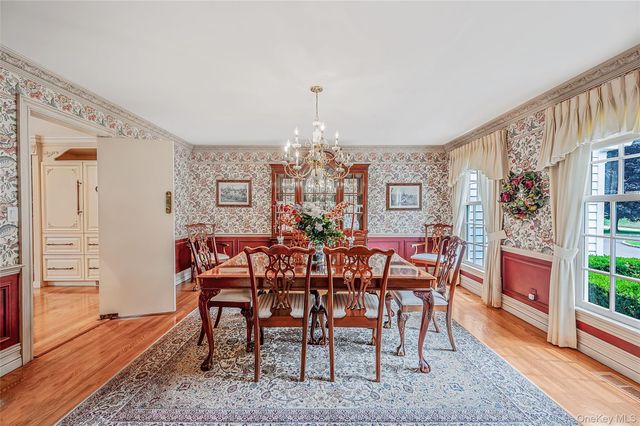 15 Dogwood Hill, Brookville, NY 11545