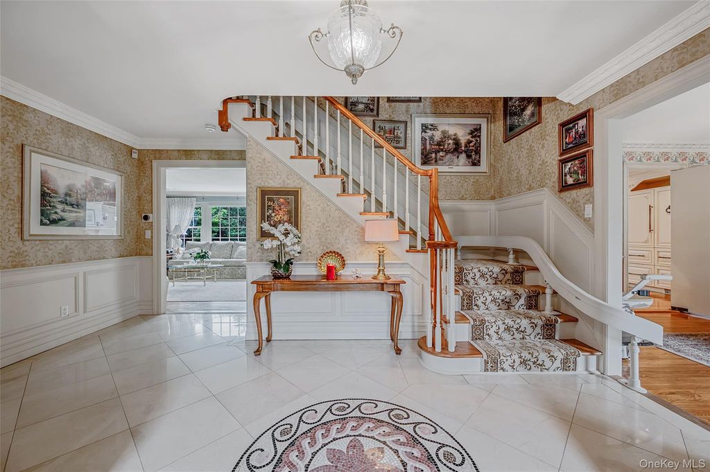 15 Dogwood Hill, Brookville, NY 11545 — photo 4