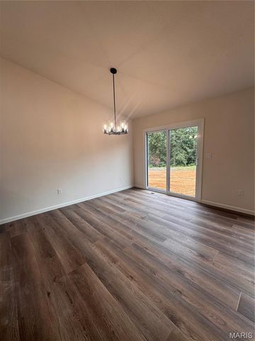 726 Blake Drive, Hillsboro, MO 63050