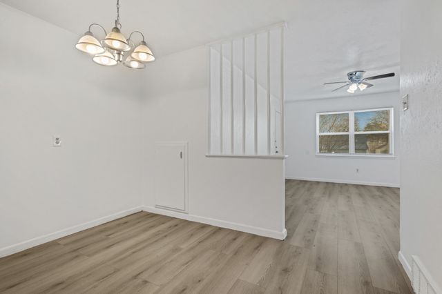 308 College Street B, Arlington, TX 76010