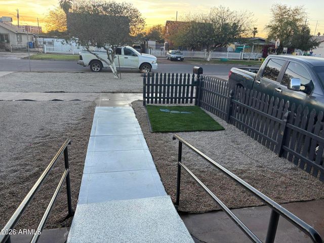 1015 S 1ST Avenue, Phoenix, AZ 85003