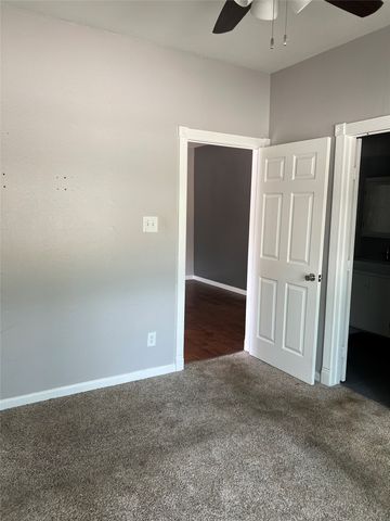 4101 Esters Road 111, Irving, TX 75038