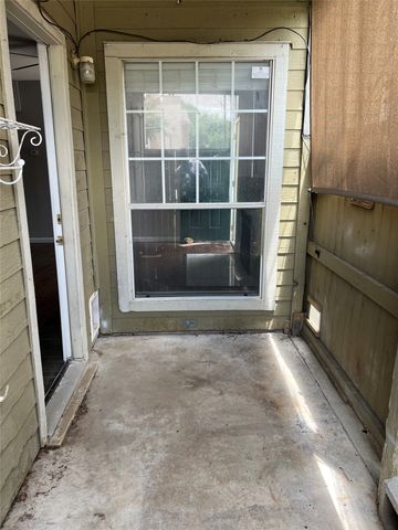 4101 Esters Road 111, Irving, TX 75038