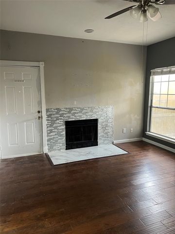4101 Esters Road 111, Irving, TX 75038