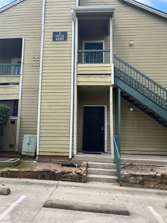 4101 Esters Road 111, Irving, TX 75038