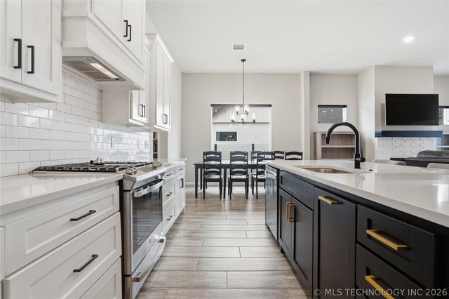 13023 S Birch Street, Jenks, OK 74037