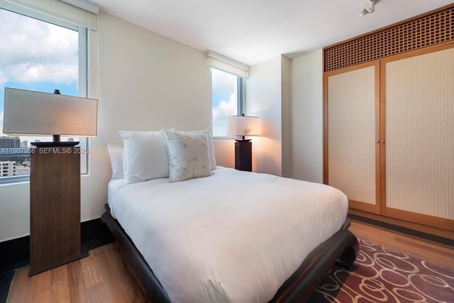 101 20th St 2004, Miami Beach, FL 33139