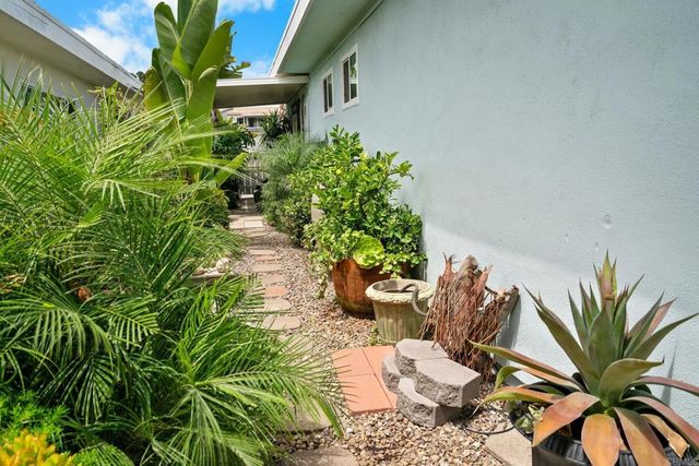 3747 Vista Campana S 45, Oceanside, CA 92057