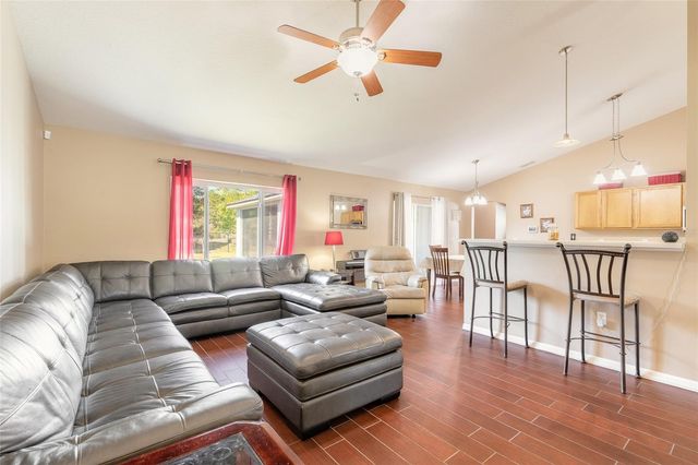 34 SECRETARY TRAIL, Palm Coast, FL 32164