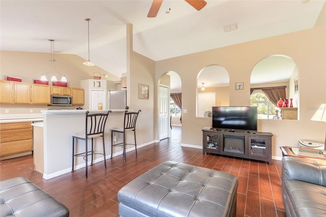 34 SECRETARY TRAIL, Palm Coast, FL 32164