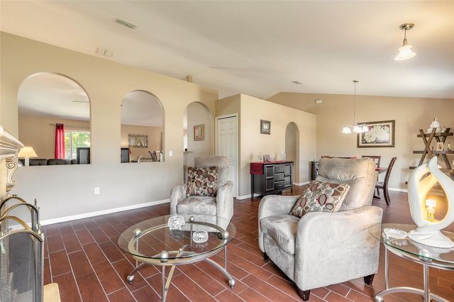 34 SECRETARY TRAIL, Palm Coast, FL 32164