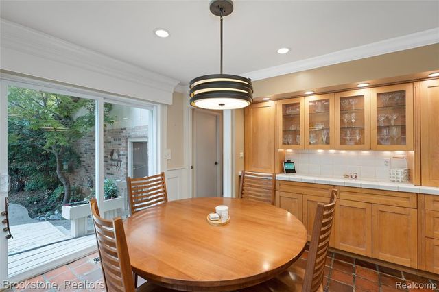 3622 Elder Road, West Bloomfield, MI 48324