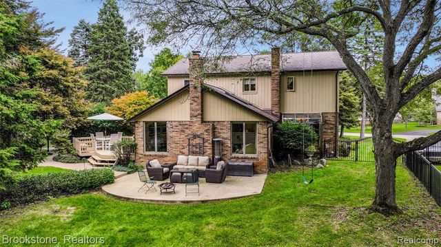 3622 Elder Road, West Bloomfield, MI 48324