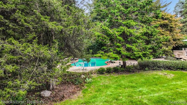 3622 Elder Road, West Bloomfield, MI 48324