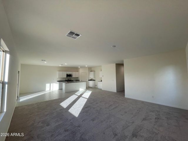 31687 N HAY BALE Drive, San Tan Valley, AZ 85140