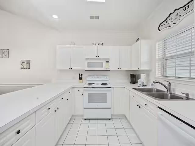 4868 Dahlia Ct Apt 304, Myrtle Beach, SC 29577