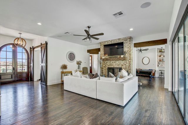 102 Canyon Turn TRL, Austin, TX 78734