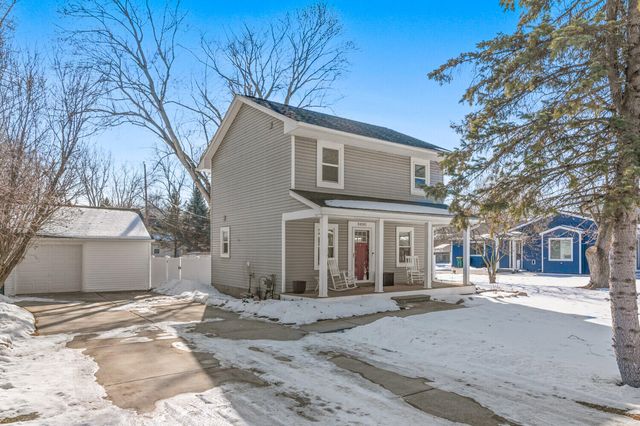 34101 Harlowshire Street, Farmington Hills, MI 48335