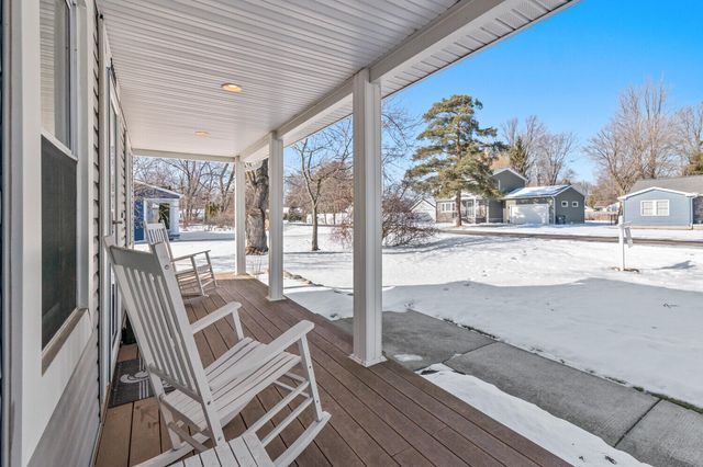 34101 Harlowshire Street, Farmington Hills, MI 48335