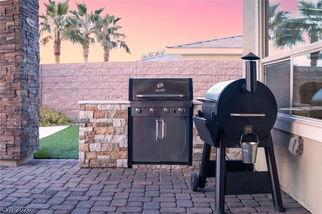 9 Porto Malaga Street, Henderson, NV 89011